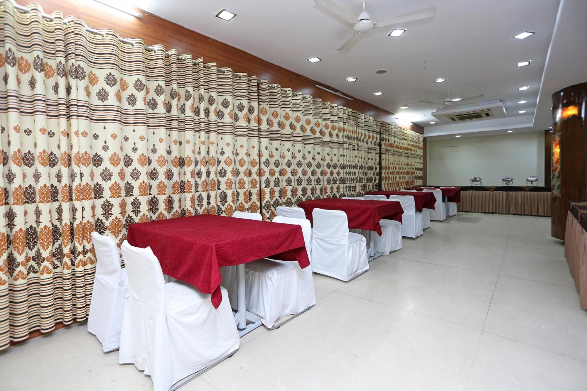 Hotel O Satya Villas Bhopal Eksteriør billede